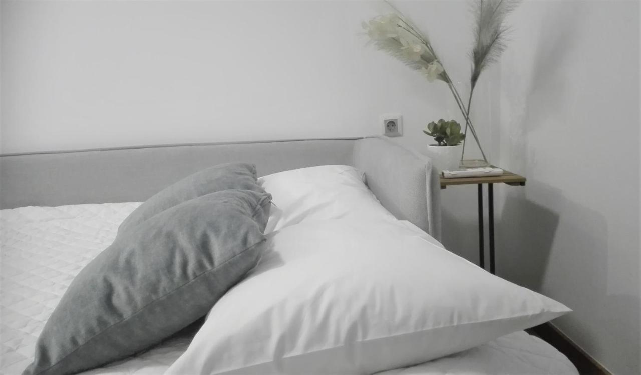 New Cozy Chic Apt-Ryfete Luxury Living 칼라타스 외부 사진