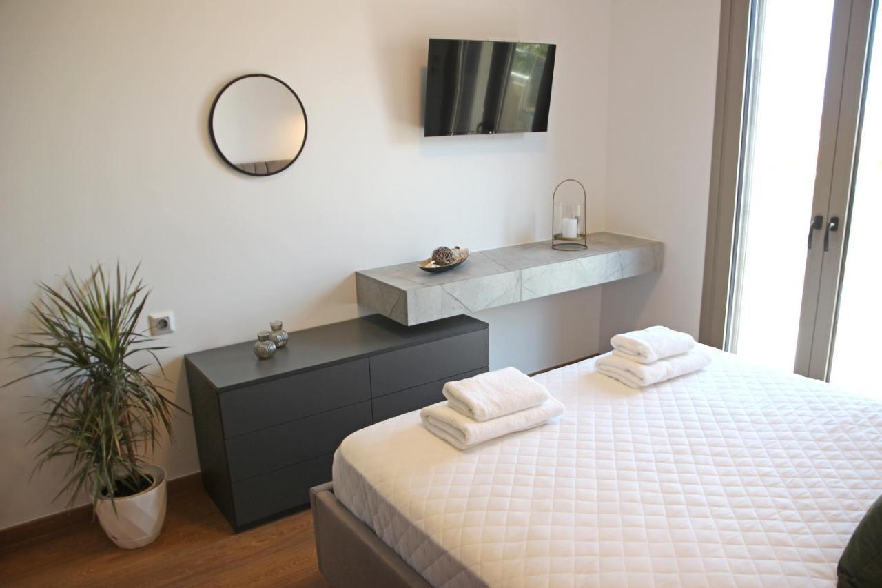 New Cozy Chic Apt-Ryfete Luxury Living 칼라타스 외부 사진