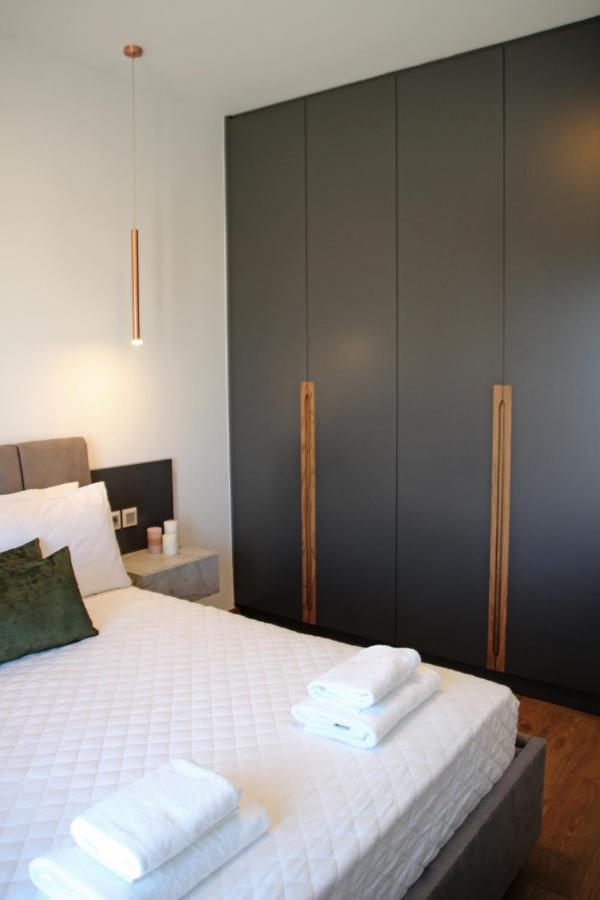 New Cozy Chic Apt-Ryfete Luxury Living 칼라타스 외부 사진